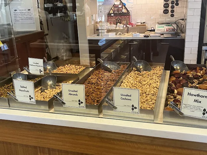 Gräem Nuts and Chocolate Picture 10
