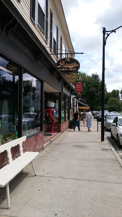 Priscilla Candy Shop Picture 3