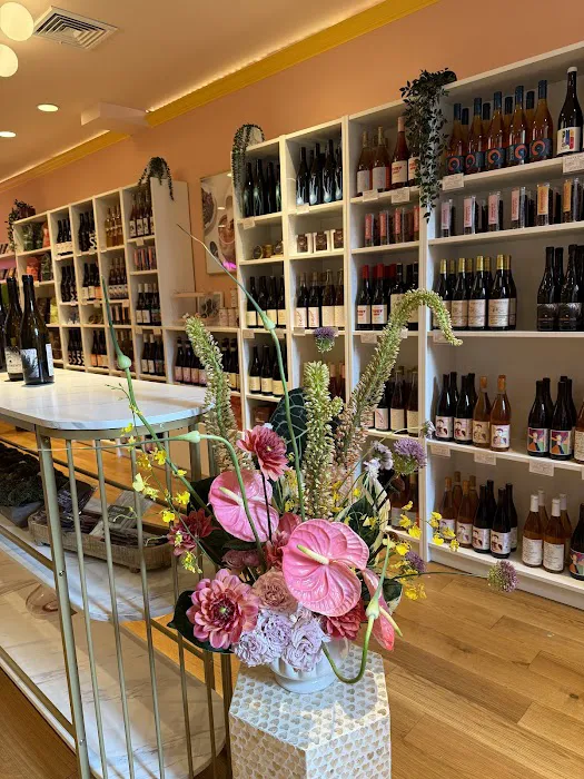 Petrova Chocolates & Wine Picture 6
