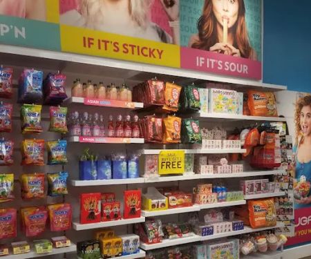 IT'SUGAR Assembly Row