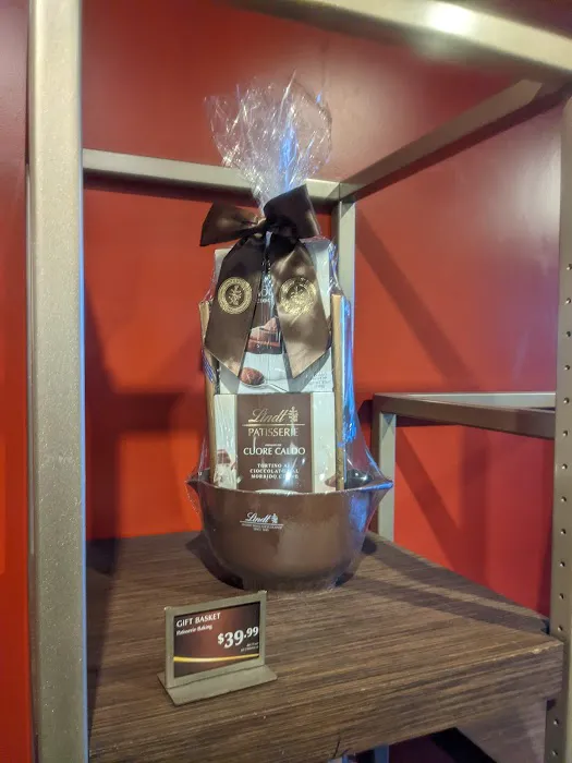 Lindt Chocolate Shop Picture 8