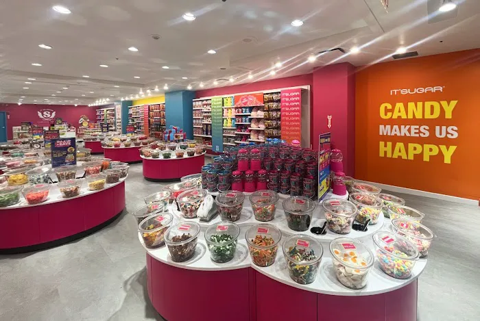 IT’SUGAR North Shore Mall Picture 2