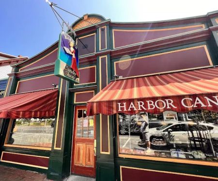 Harbor Candy Shop