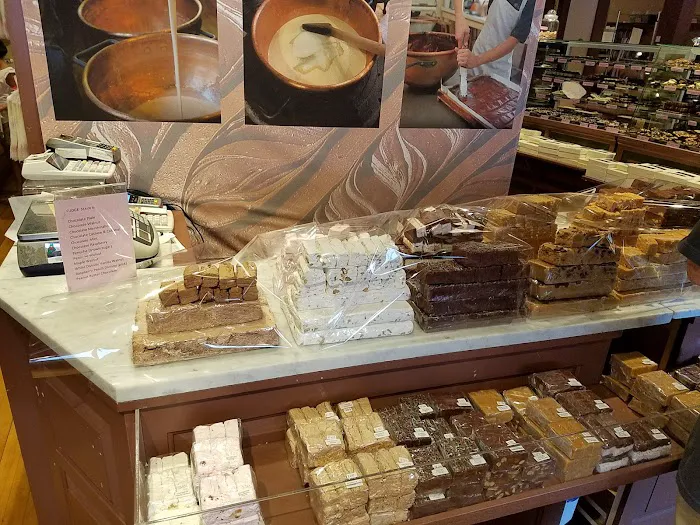 Harbor Candy Shop Picture 8
