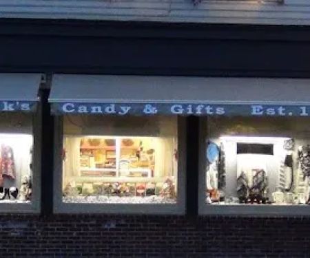 Tuck's Candy & Gifts