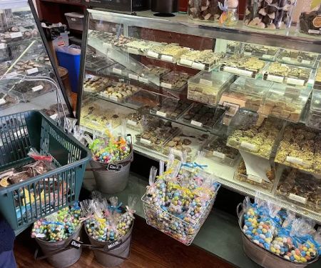 Prides Crossing Confections