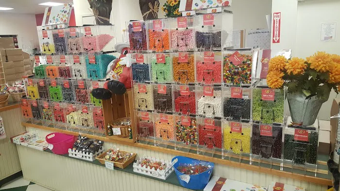 Haven's Candies Picture 10