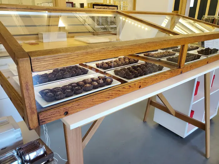 Dean's Sweets Picture 2