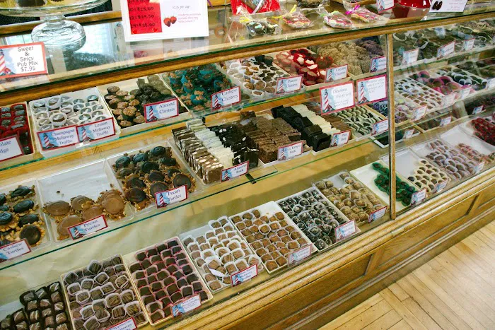 Wilbur's Of Maine Chocolate Confections Picture 4
