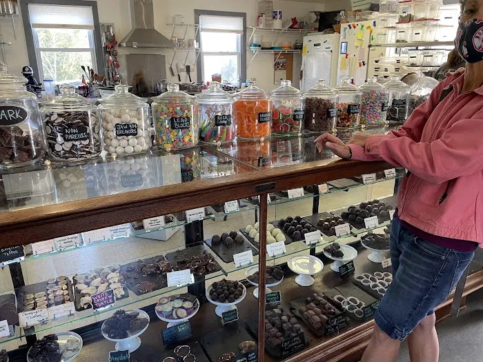 Island Candy Company Picture 1