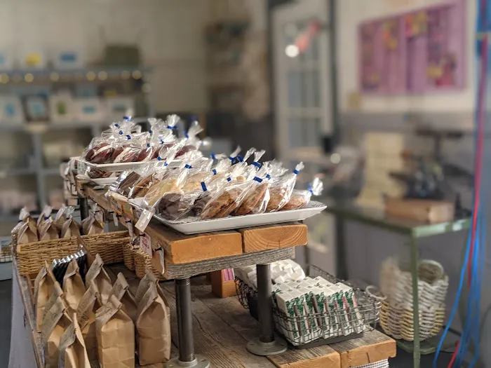 Island Candy Company Picture 3