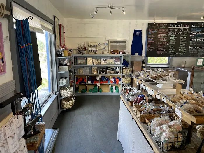 Island Candy Company Picture 7