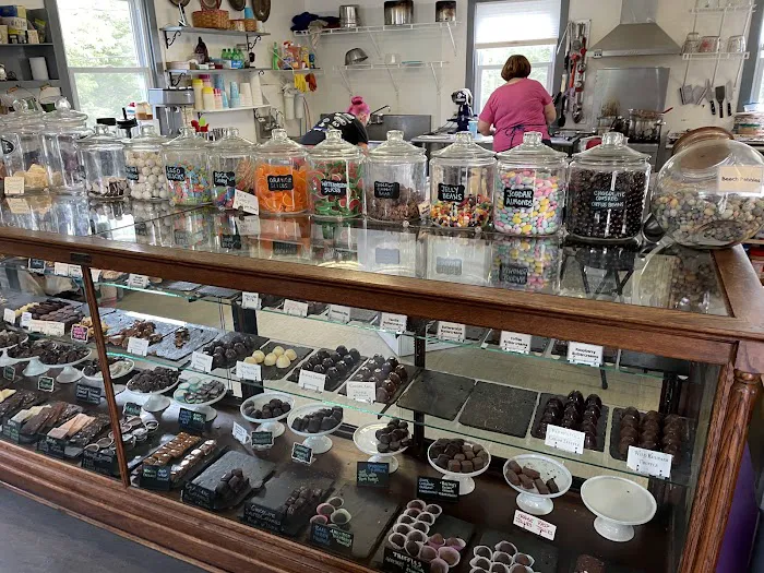 Island Candy Company Picture 4