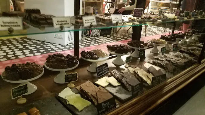 Island Candy Company Picture 9