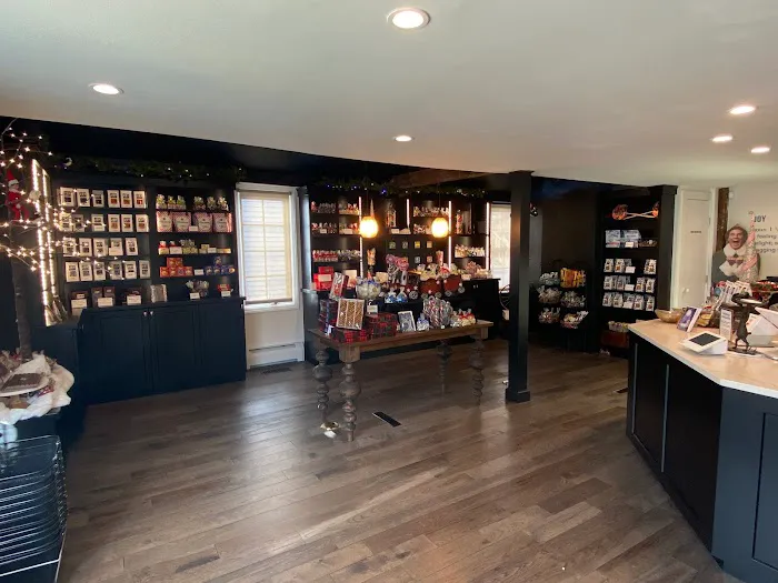 JOY Chocolate Co Picture 5
