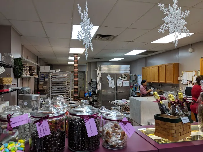Serenade Chocolatier Picture 3