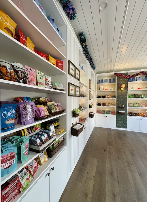 Madeleine's Candy Shop Picture 4