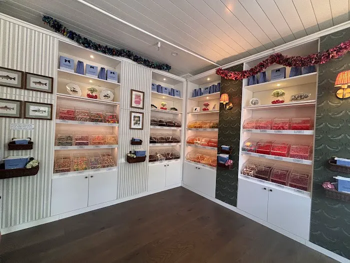 Madeleine's Candy Shop Picture 9