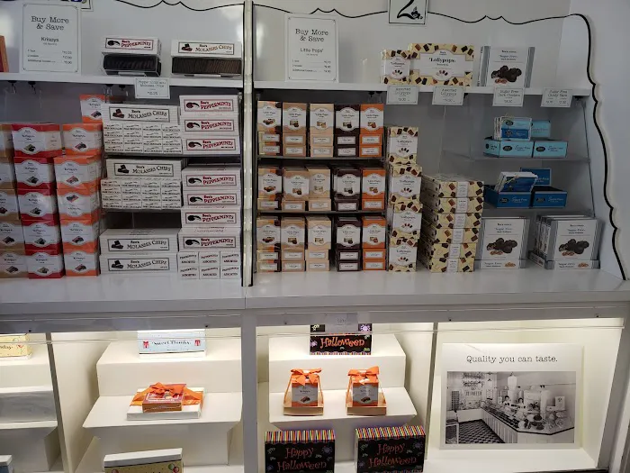 See's Candies Picture 3