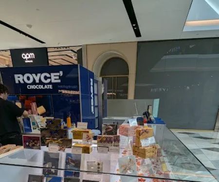 ROYCE' Chocolate at Mitsuwa Marketplace