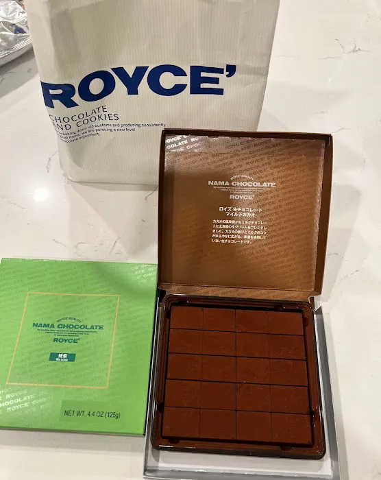 ROYCE' Chocolate at Westfield Valley Fair Picture 10