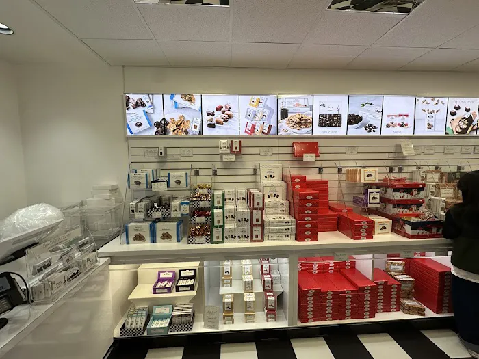 See's Candies Picture 5