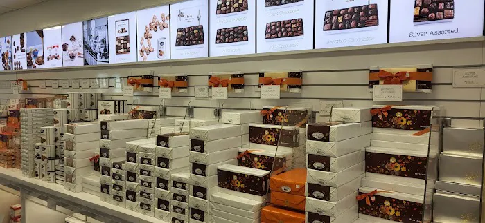 See's Candies Picture 7