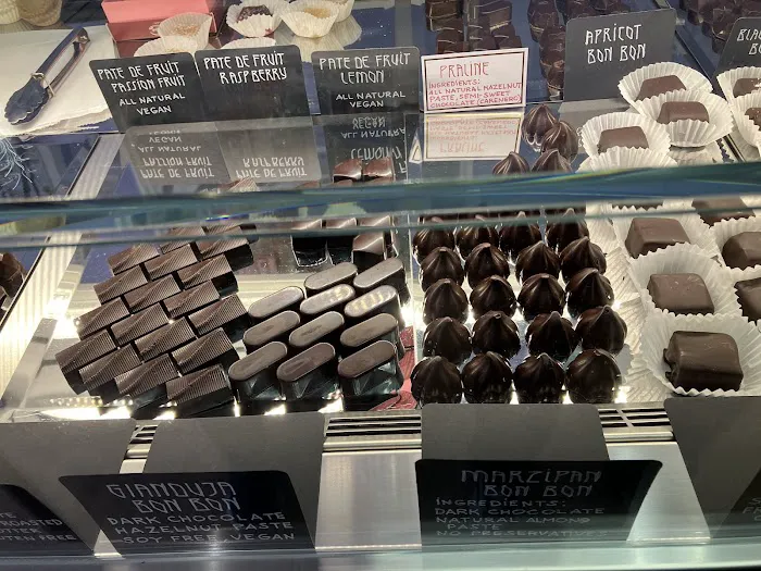 L'Amourette Chocolat Picture 3