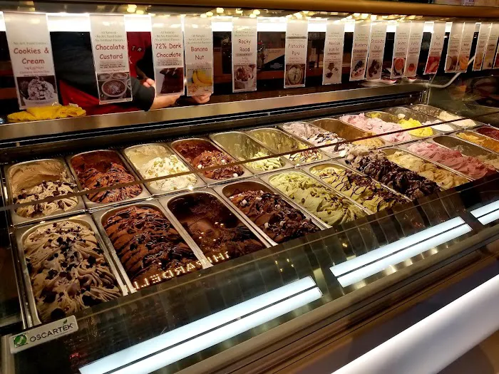 San Francisco Chocolate Store Picture 7