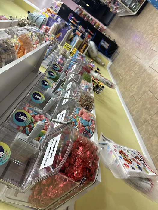 Bunny Moon Candy Shoppe Picture 2