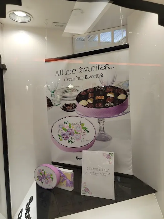 See's Candies Picture 6