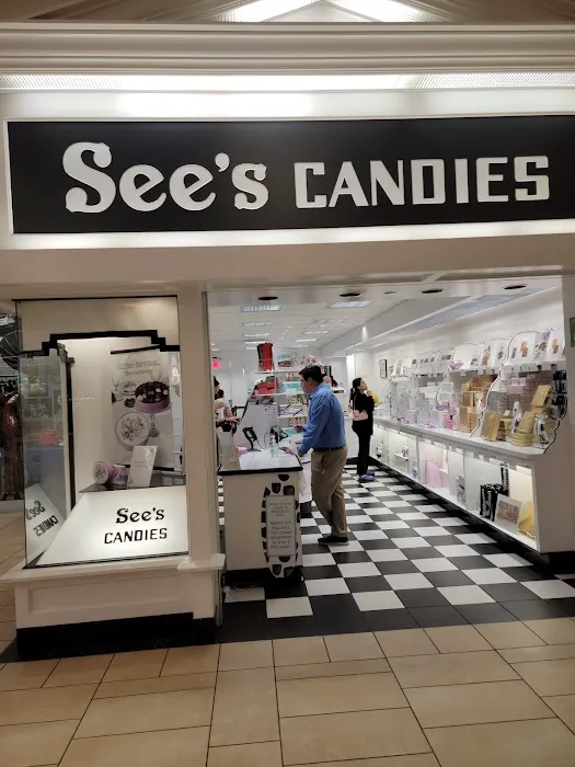 See's Candies Picture 7