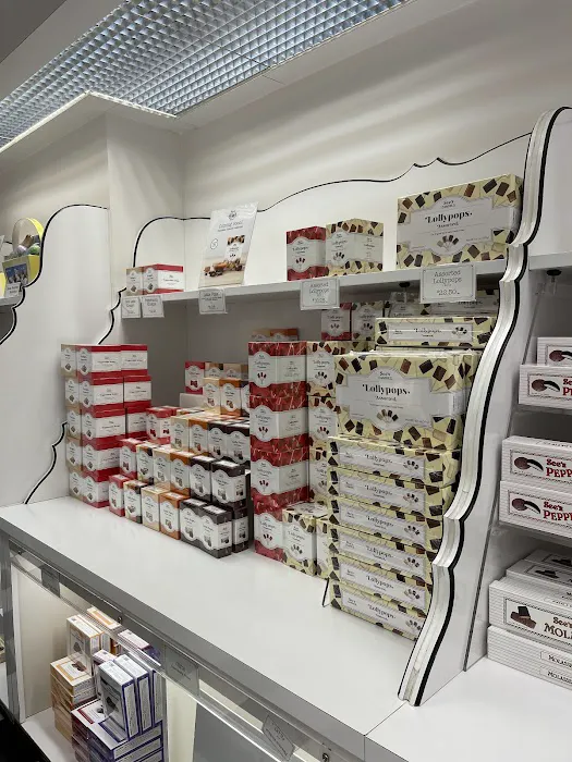 See's Candies Picture 9