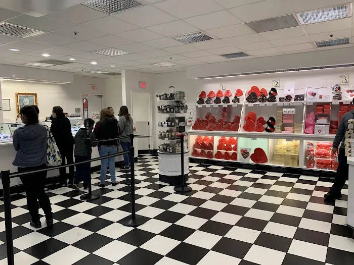 See's Candies Picture 6