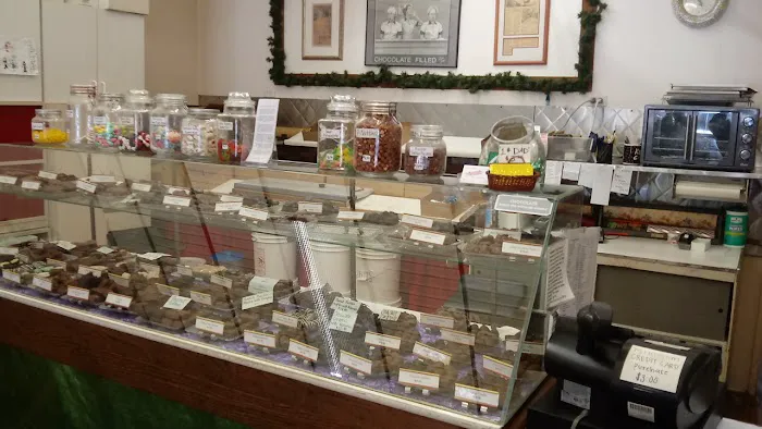 Logan's Candies Picture 10