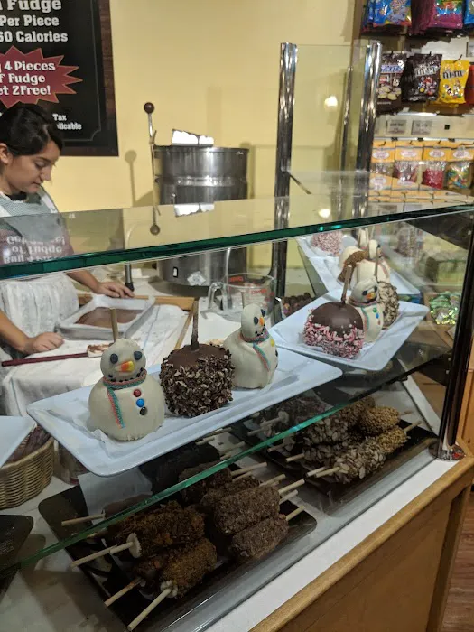 Ghost Town Candy Store Picture 5