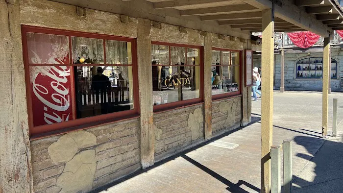 Ghost Town Candy Store Picture 10