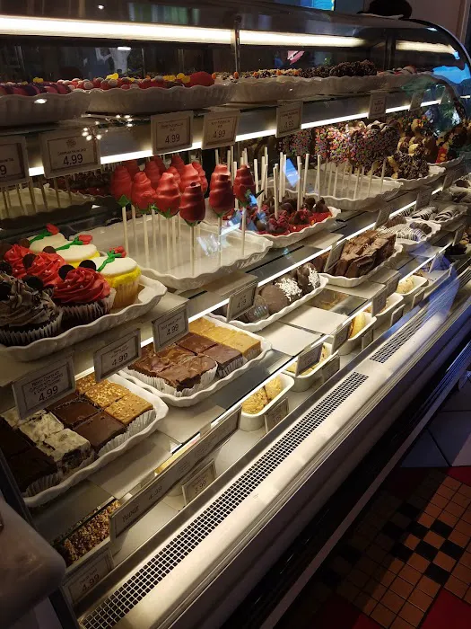 Disney Wonderful World of Sweets Picture 1