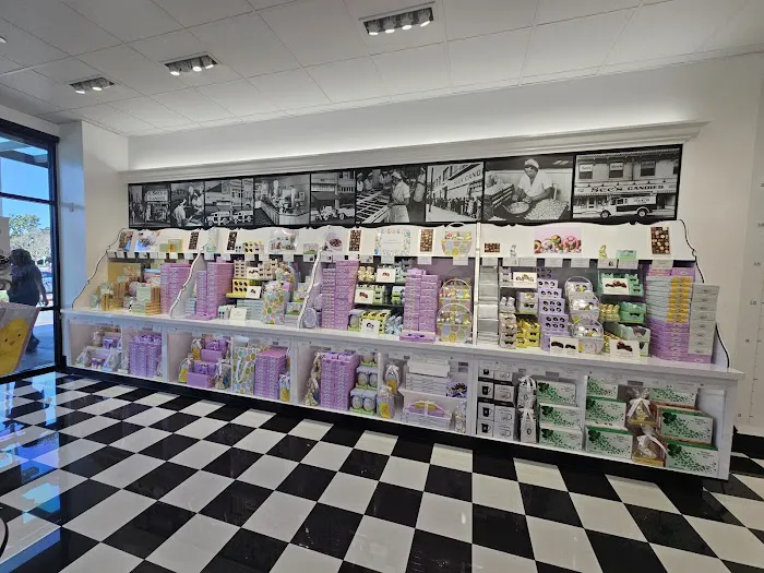 See's Candies Picture 4