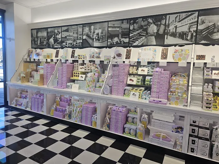 See's Candies Picture 8