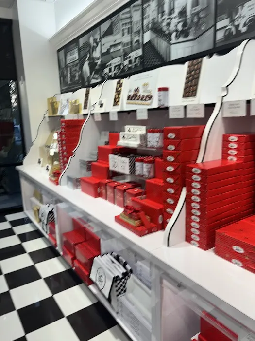 See's Candies Picture 9