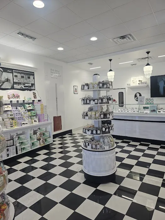 See's Candies Picture 10