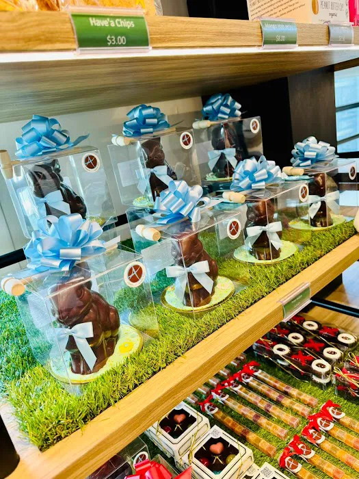 Albert's Petite Sweets Picture 6
