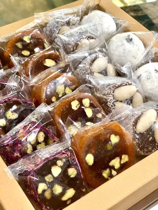 Delon Chocolatier Picture 4