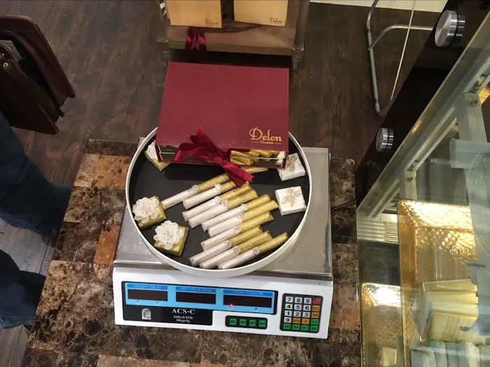 Delon Chocolatier Picture 6