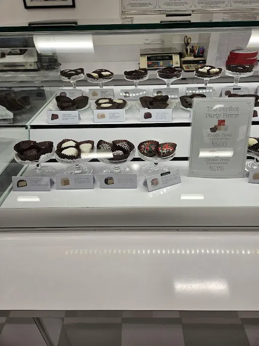See's Candies Picture 7