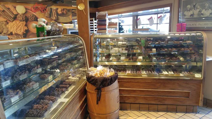 Rocky Mountain Chocolate Factory LB Picture 5