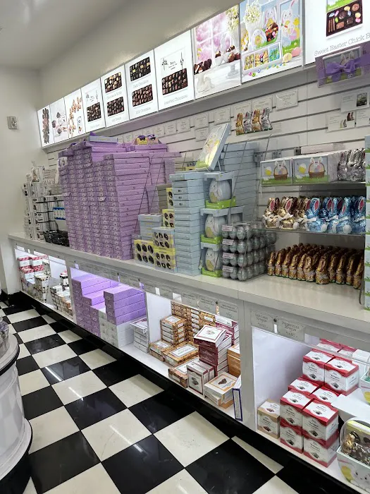 See's Candies Picture 4