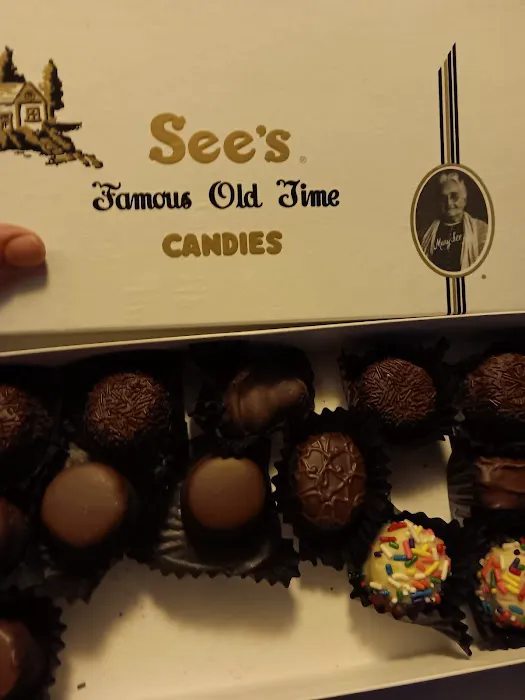 See's Candies Picture 4