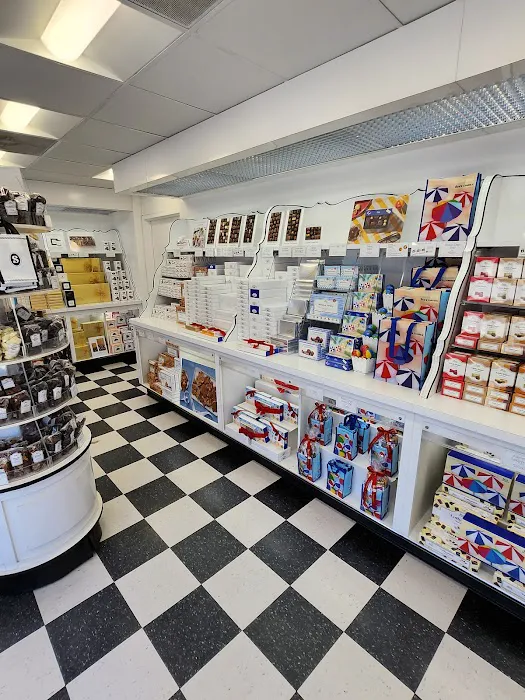 See's Candies Picture 5